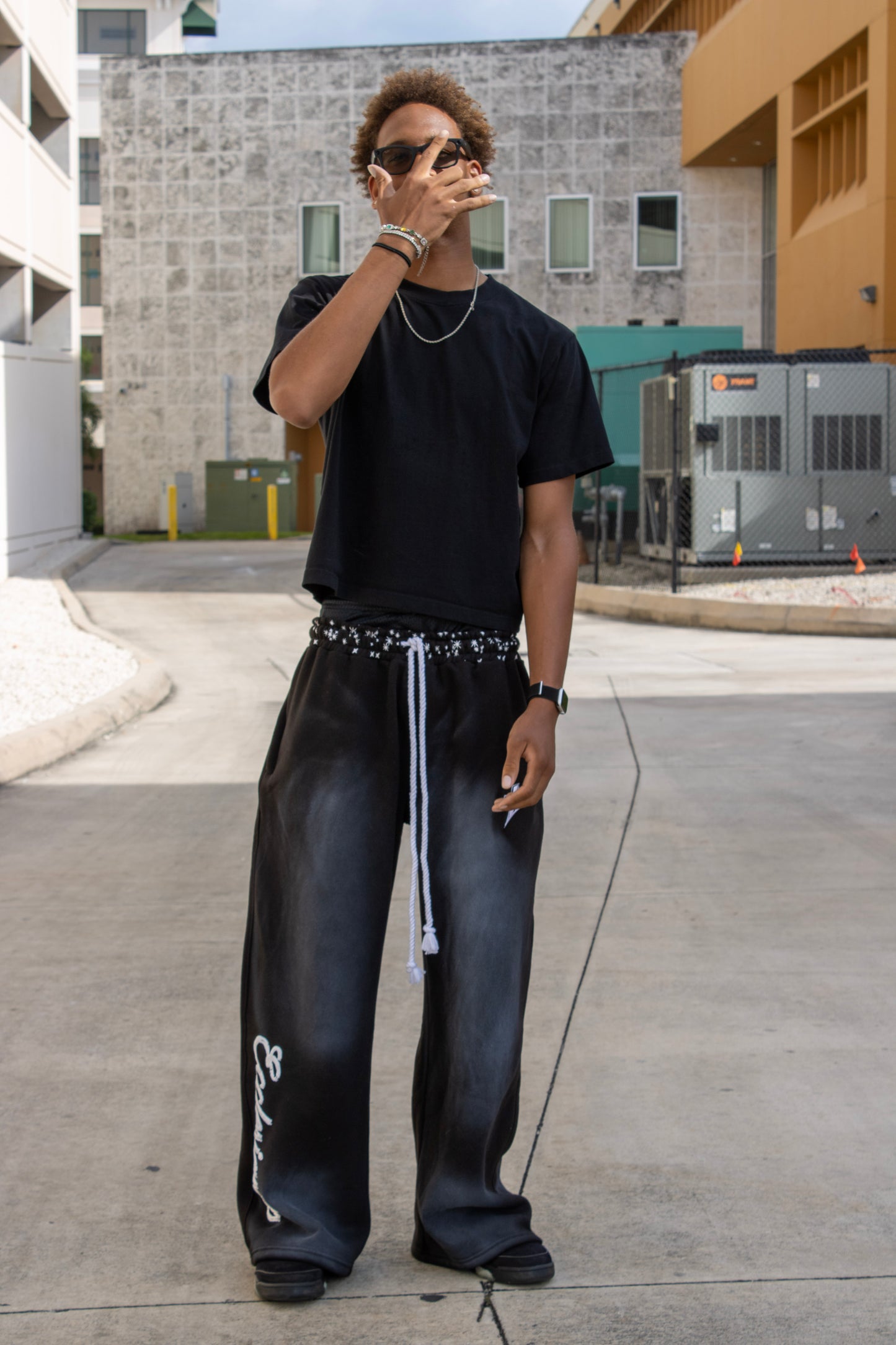 "NOIR" ECCLESIASTES SWEATPANTS